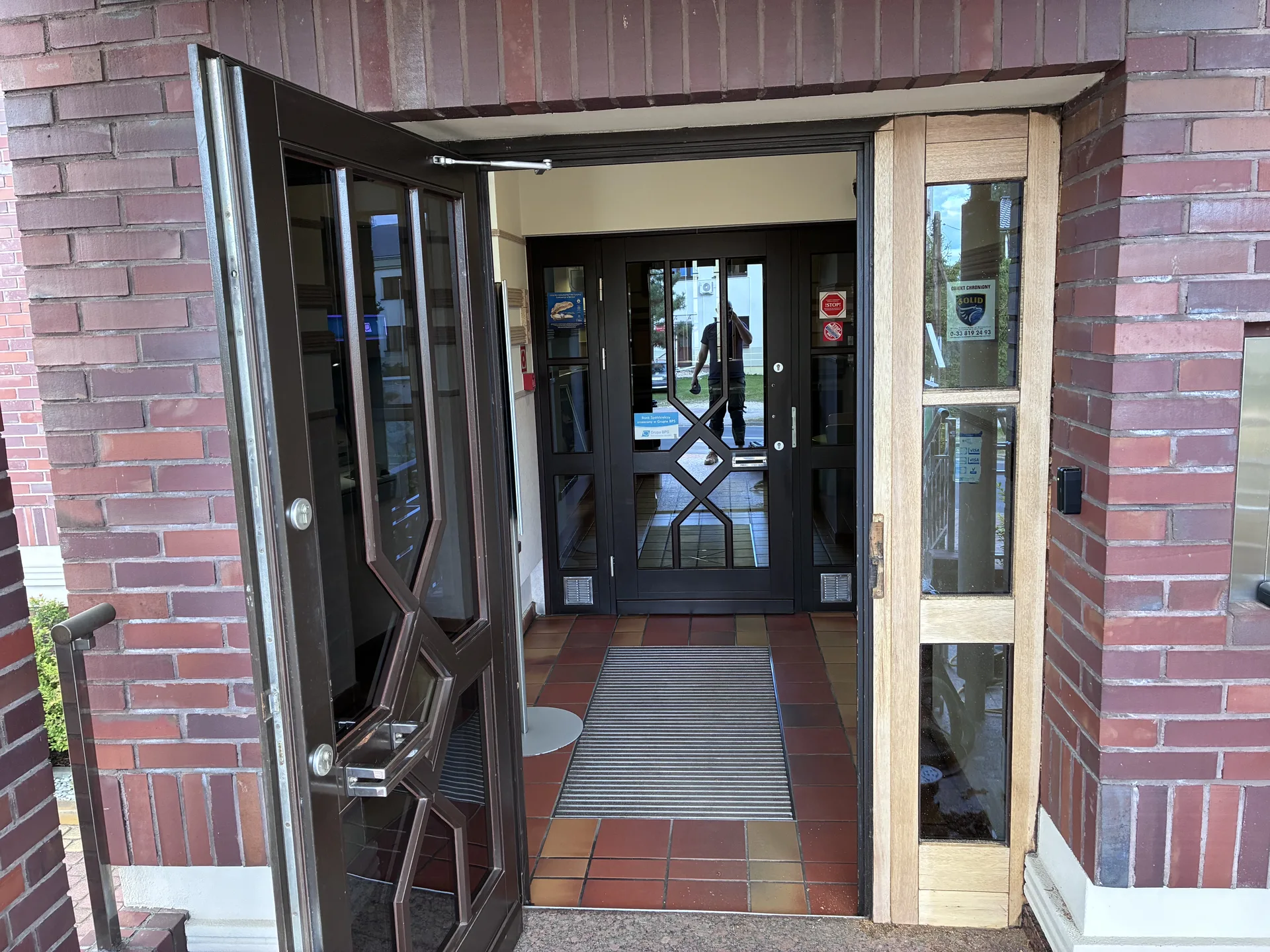 Okucia drzwi przed renowacją