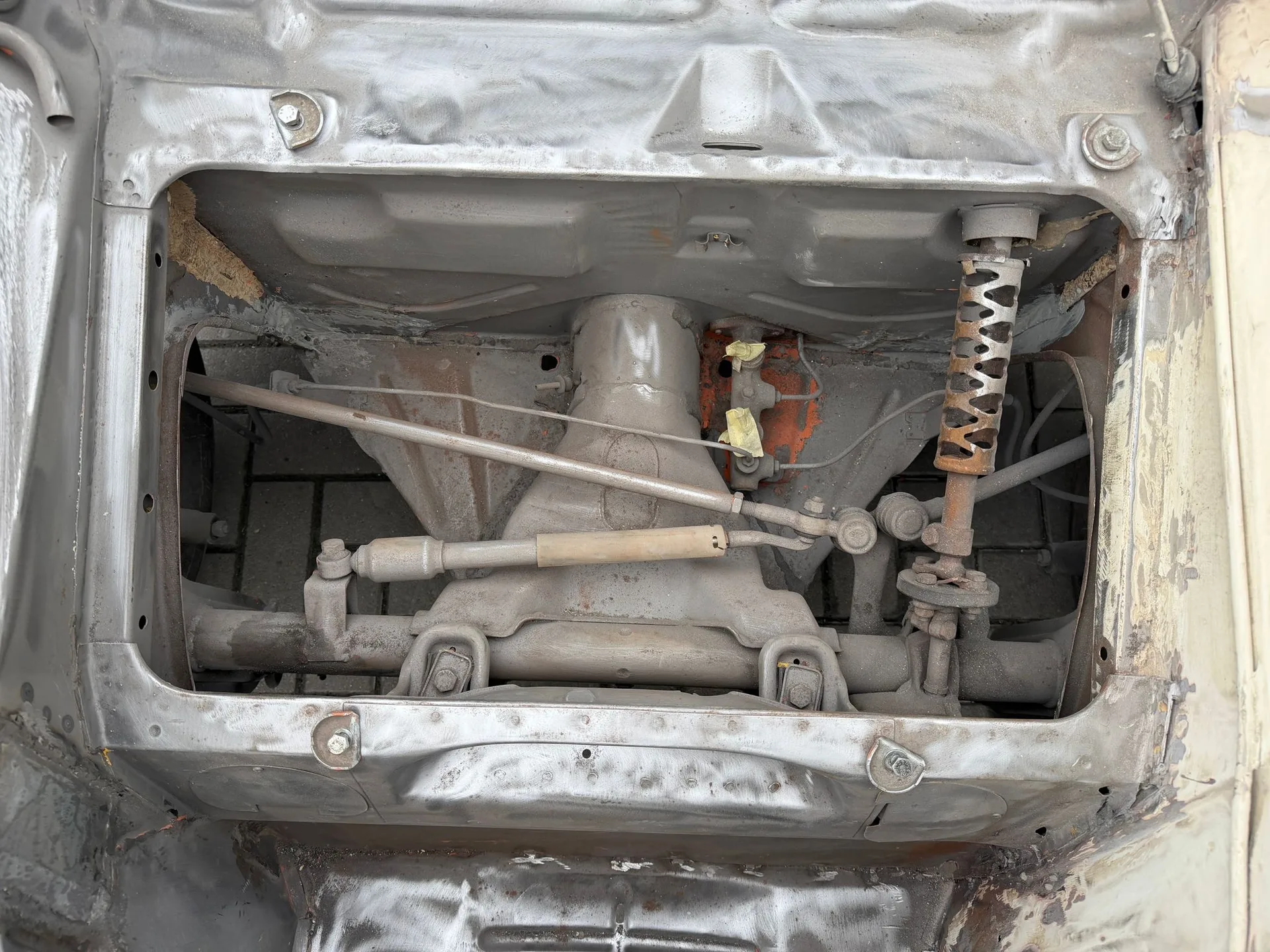 Czyszczenie laserowe detali blacharskich