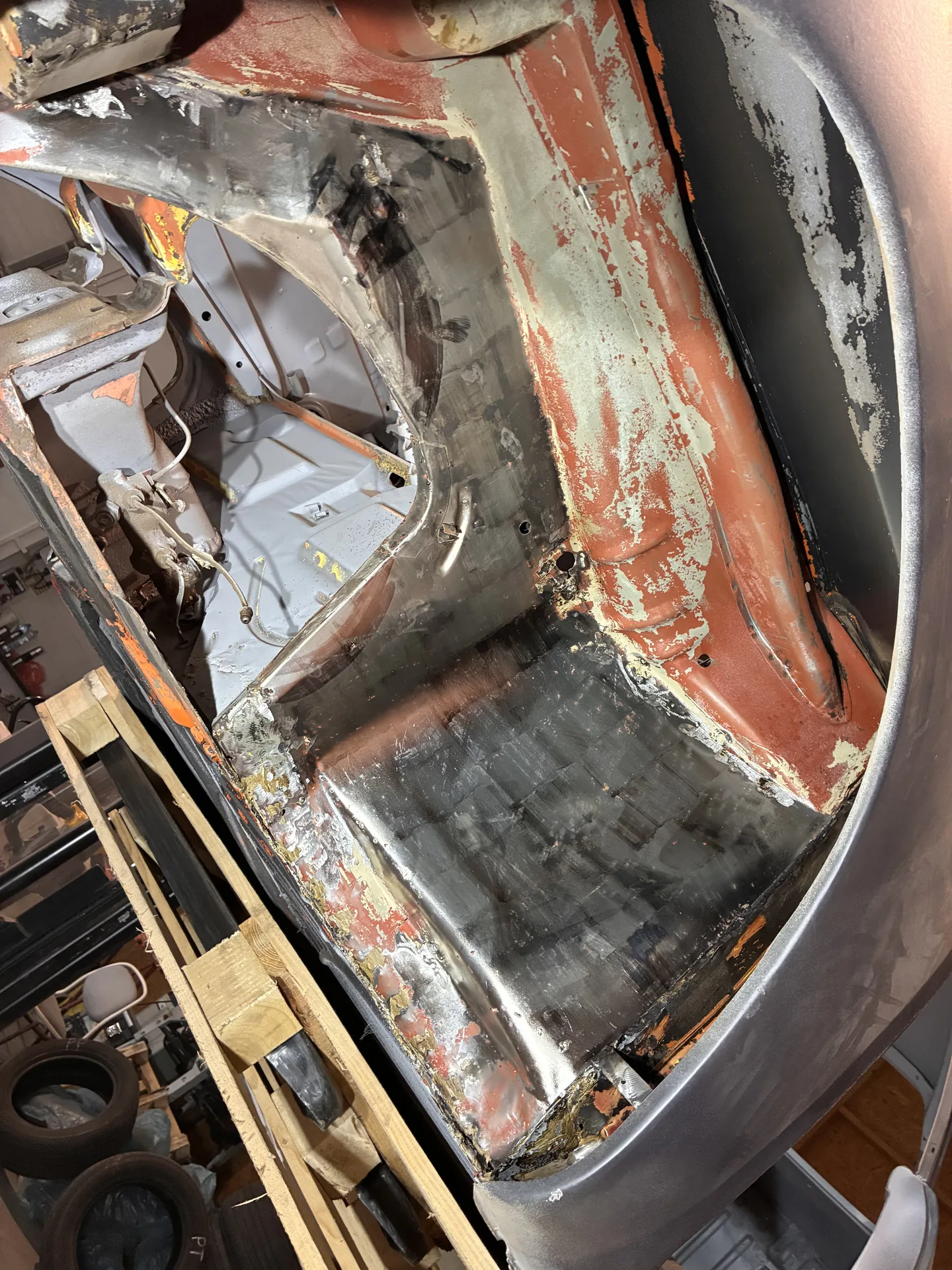 Czysta blacha nadwozia VW Karmann Ghia