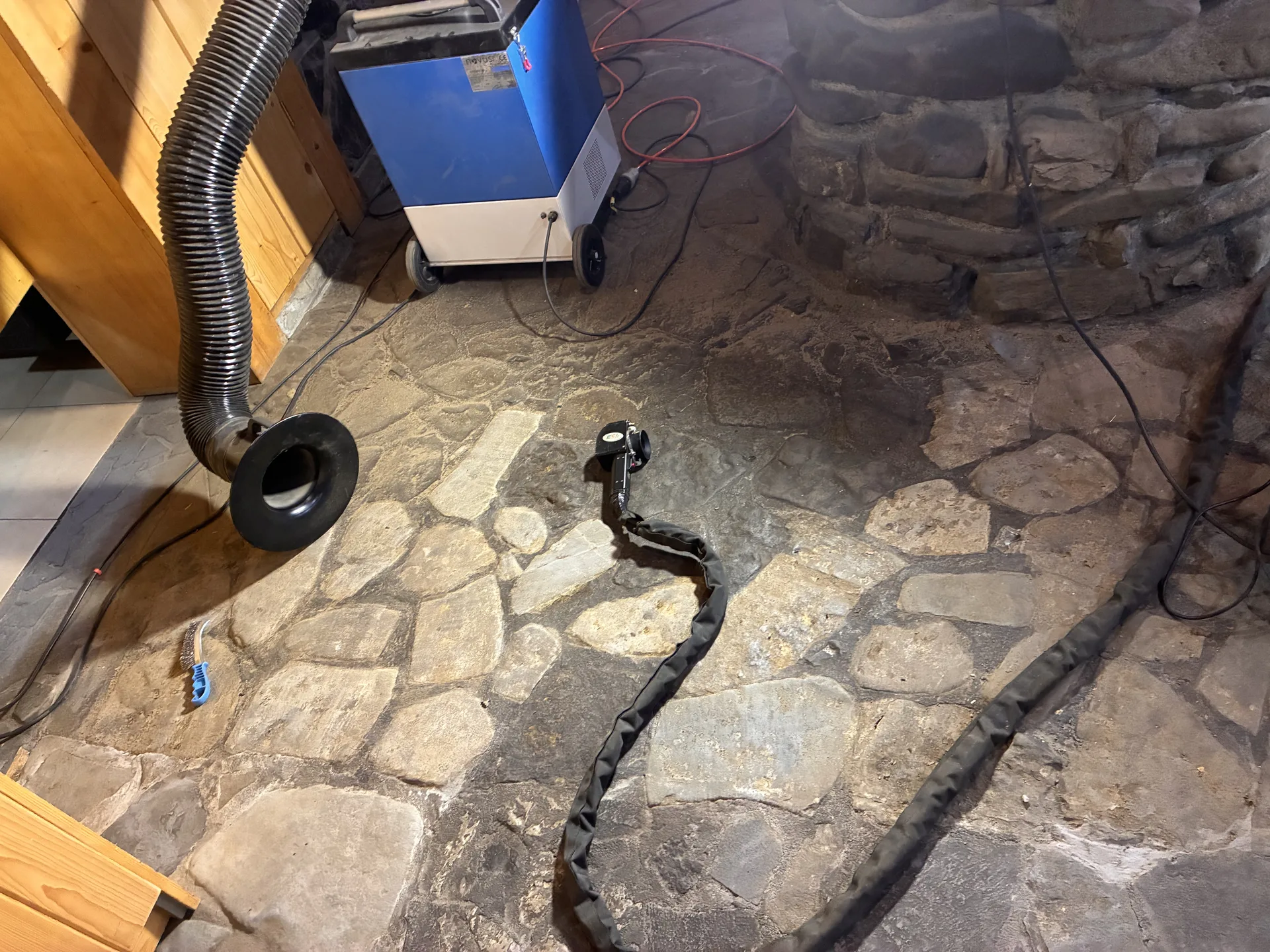 Łupek kamienny po renowacji laserowej