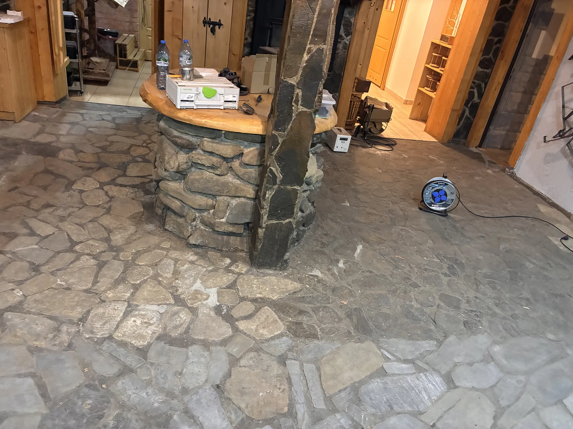 Kamień naturalny po czyszczeniu laserowym