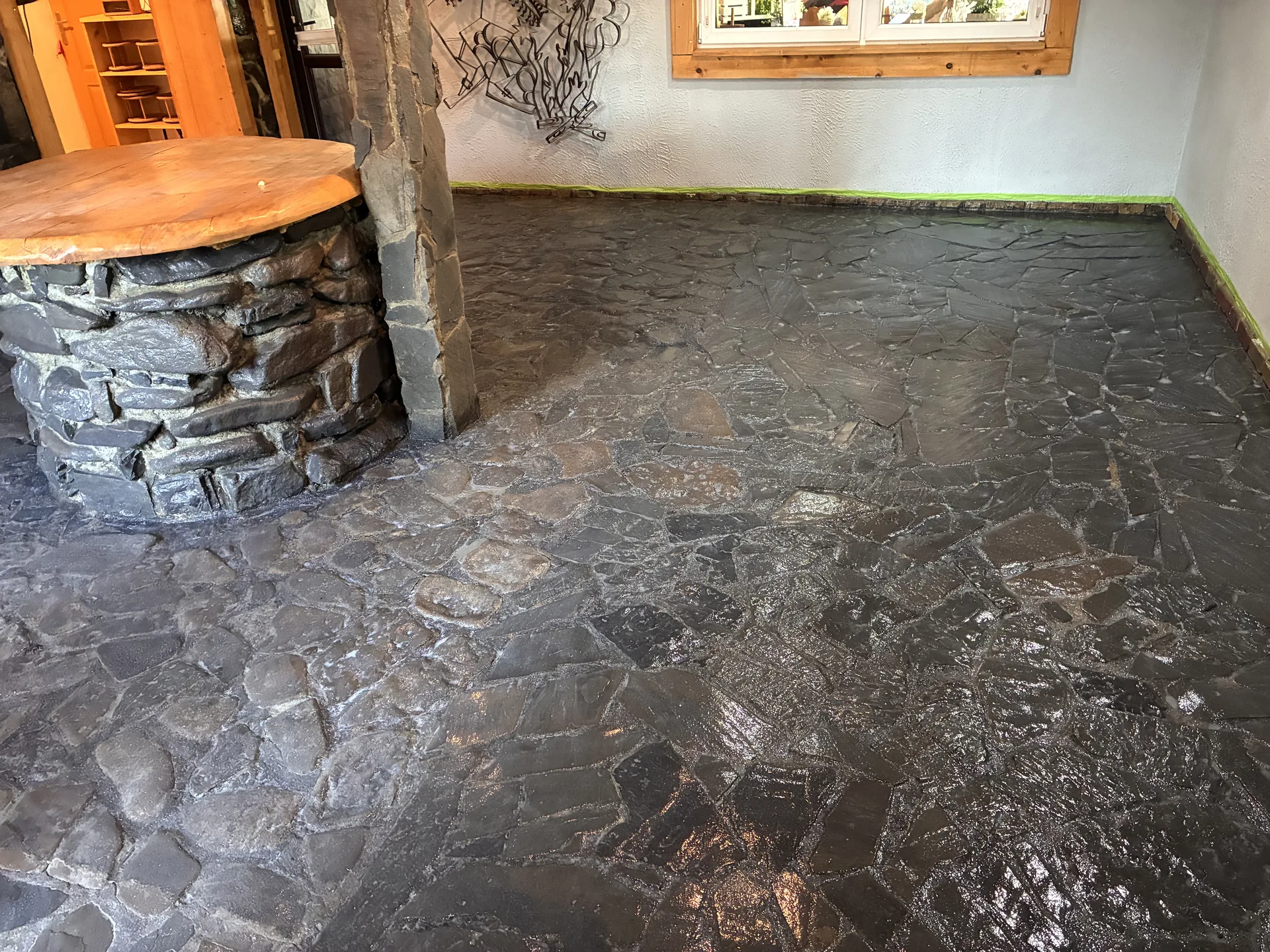 Podłoga kamienna łupek, efekt finalny